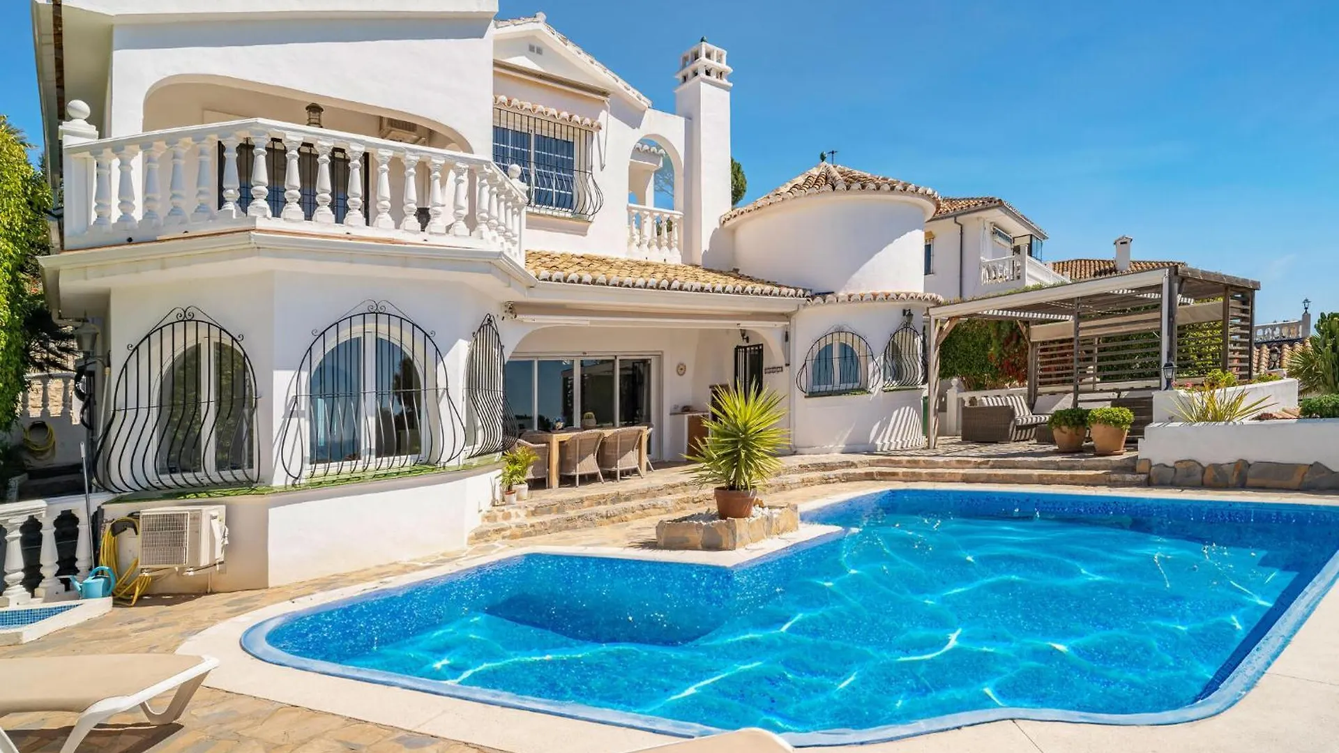 Awesome Home In Mijas With Swimming Pool contacts